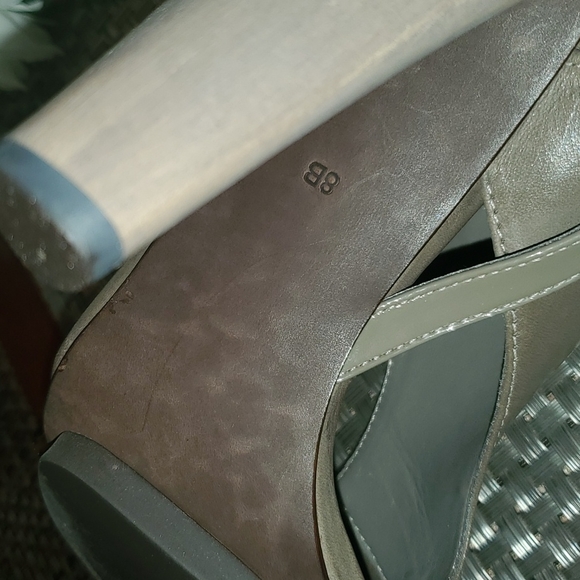 BCBGMaxAzria Platform Opentoe Sandal Sz 8 - Picture 5 of 12